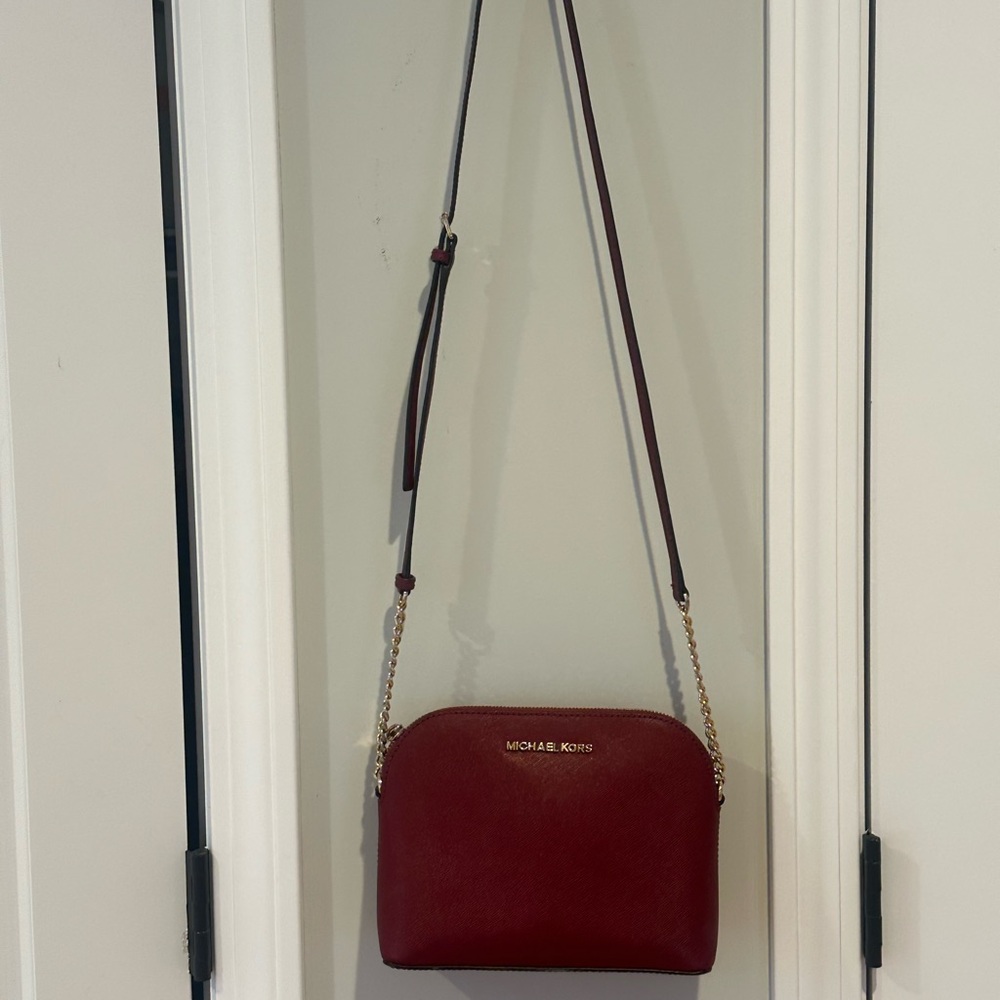 Michael Kors Cindy Dome Crossbody Bag in Saffiano Leather - Picture 7 of 8